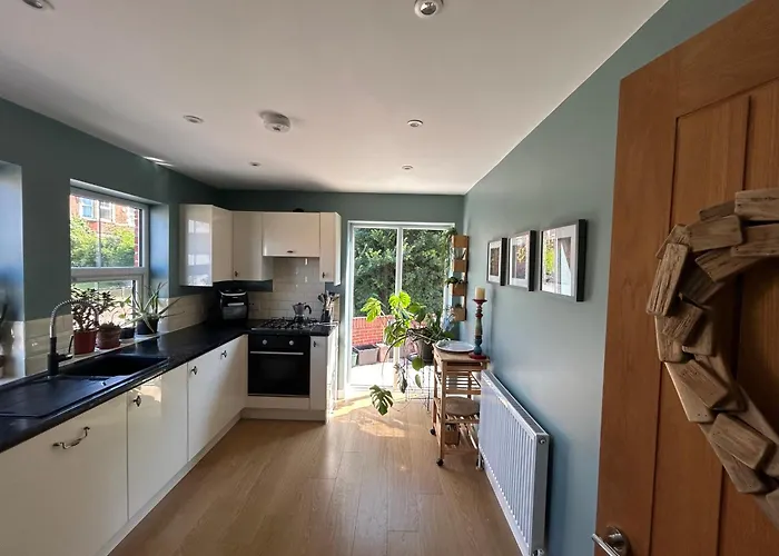Double Room Yeovil Town Centre